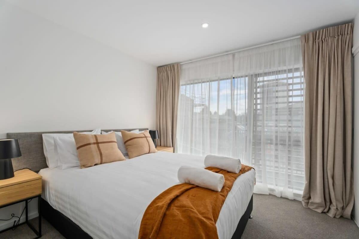 Alps And Lake Retreat Wanaka Albert Town Dış mekan fotoğraf
